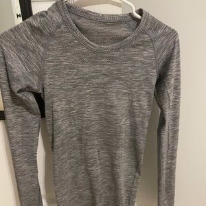 Grey lululemon swiftly tech longsleeve